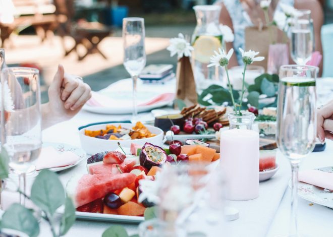 47 trendiga sommarfestidéer för 2026